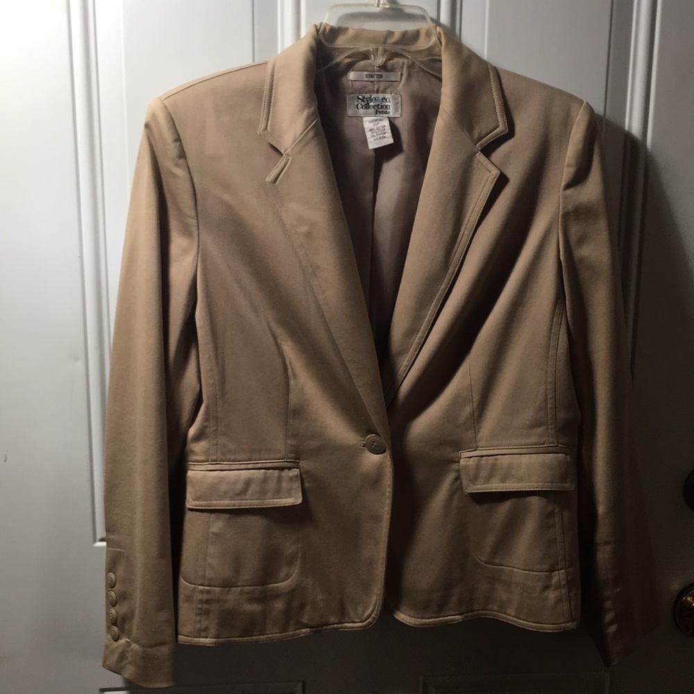 Style & Co. Collection Petite Stretch woman’s one button tan blazer size 10P